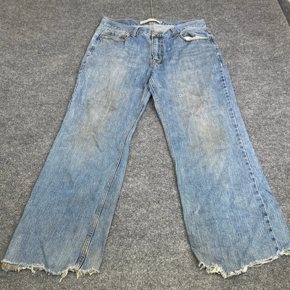 Aeropostale Benton Original Boot Jeans Mens 34 Blue Light Wash Distressed Raw